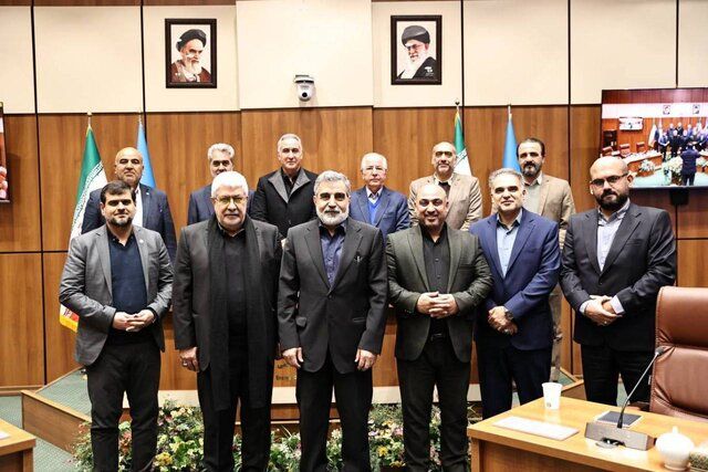 پرونده هستهای را بسیار پیچیده و سیاسی کردهاند