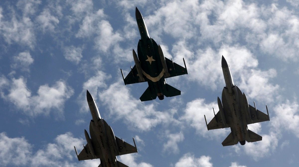 طالبان تهدید کرد؛ حمله پاکستان را بیپاسخ نمیگذاریم!