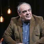 کنایه سنگین عبدی به مسئولان؛ دنده‌عقب و با سرعت به‌سوی دره می‌روید!