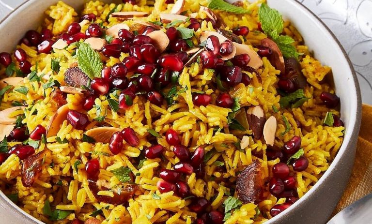 طرز تهیه انار پلو شیرازی+ فوت‌وفن‌ های حرفه‌ای