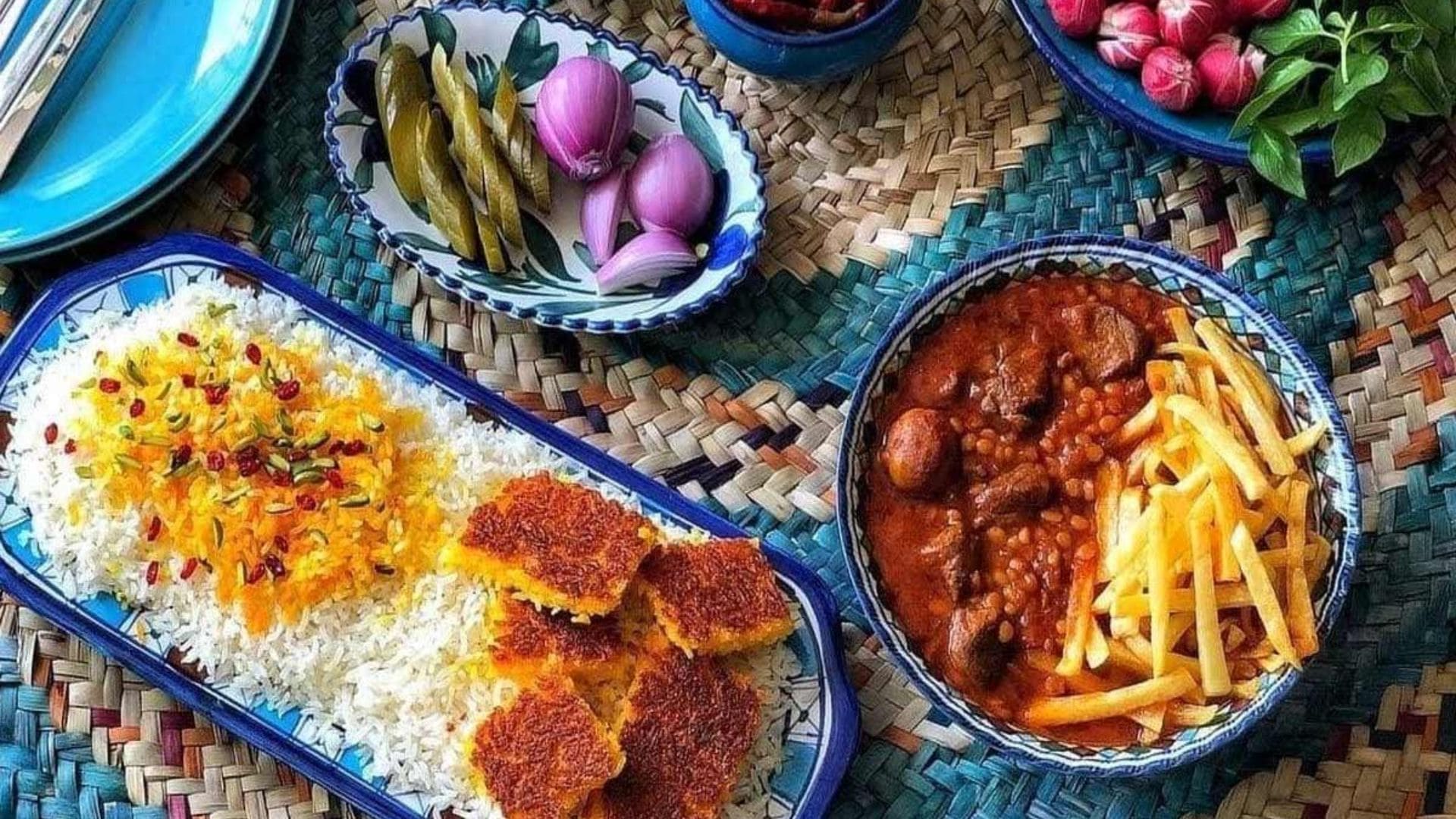 طرز تهیه خورشت قیمه؛ نکات جا افتادن و خوشمزه‌تر شدن آن