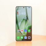 اولین تصاویر رسمی OnePlus Ace 5 منتشر شد؛ حاشیه باریک و نمایشگر شگفت‌انگیز