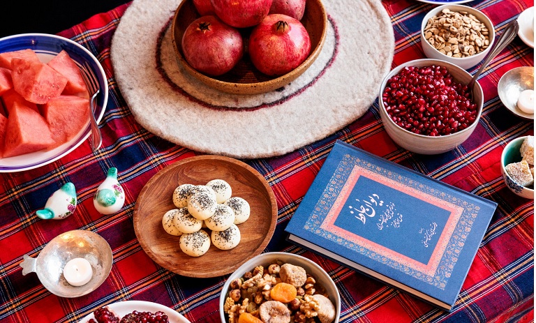 تاریخ و روز شب یلدا 1403 (تاریخچه، آداب و مراسمها)