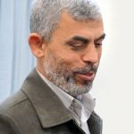 رسانه‌های اسراییلی از دیدن شجاعت شهید السنوار تعجب می کنند
