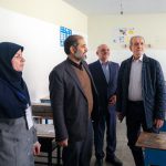 پزشکیان پشت میز مدرسه نشست + عکس