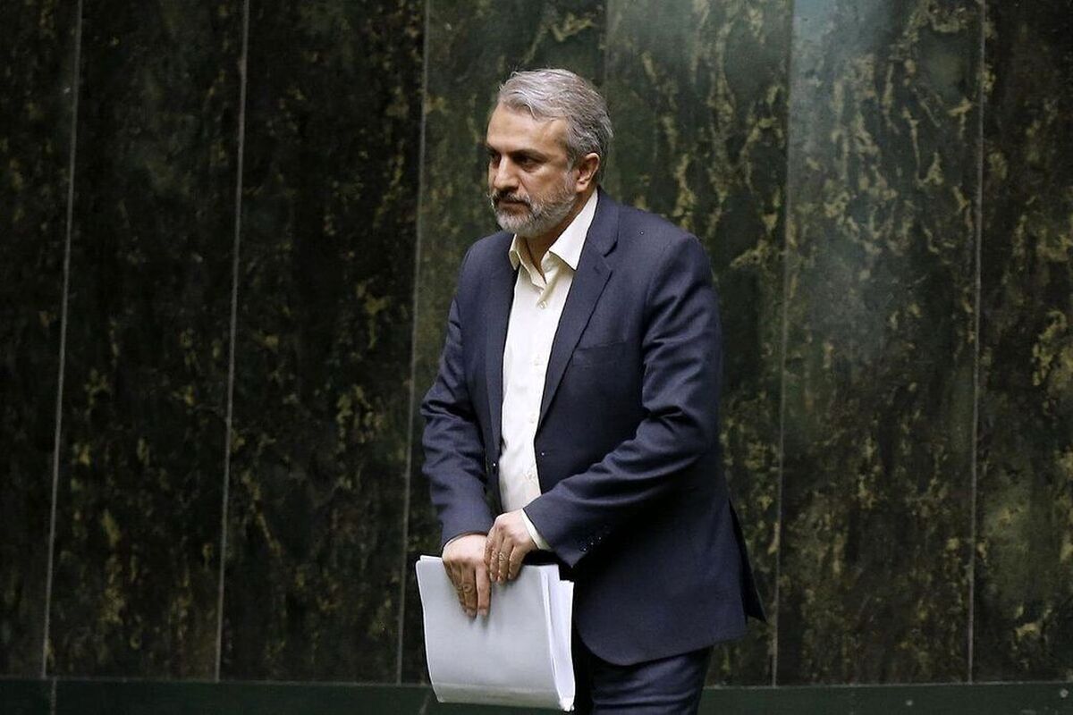 واکنشها به حضور فاطمی امین در صداوسیما/ جای متهم کجاست؟
