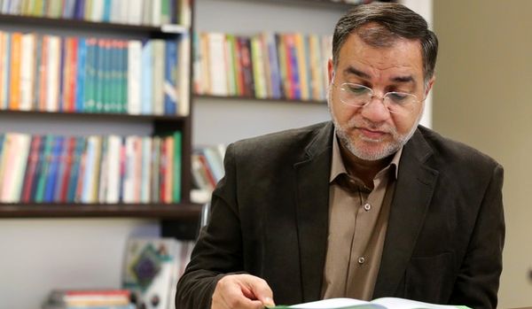 مذاکره با آمریکا داشتههایمان را به باد میدهد