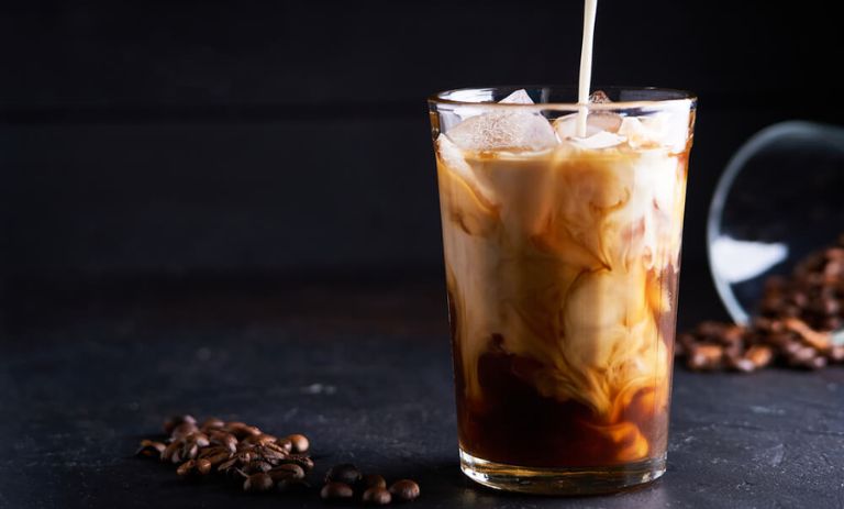 طرز تهیه پرتقال گلاسه مخصوص؛ به روش کافیشاپی