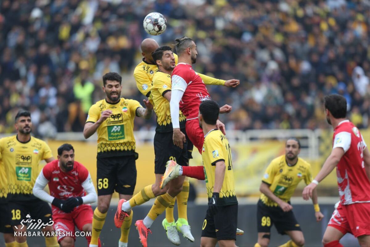 – گزارش تصویری| نگاهی به نیمه اول پرسپولیس