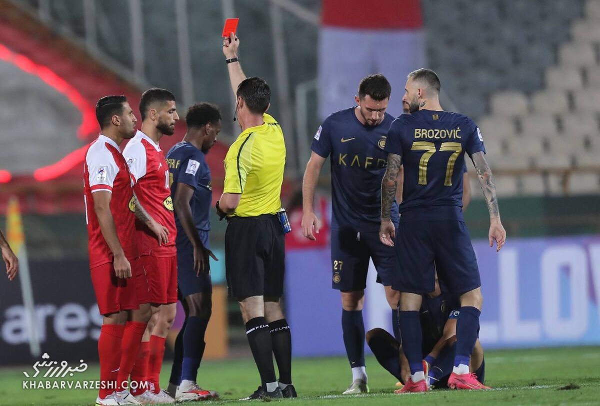 قاضی بدیمن پرسپولیسی ها، داور استقلال و النصر شد