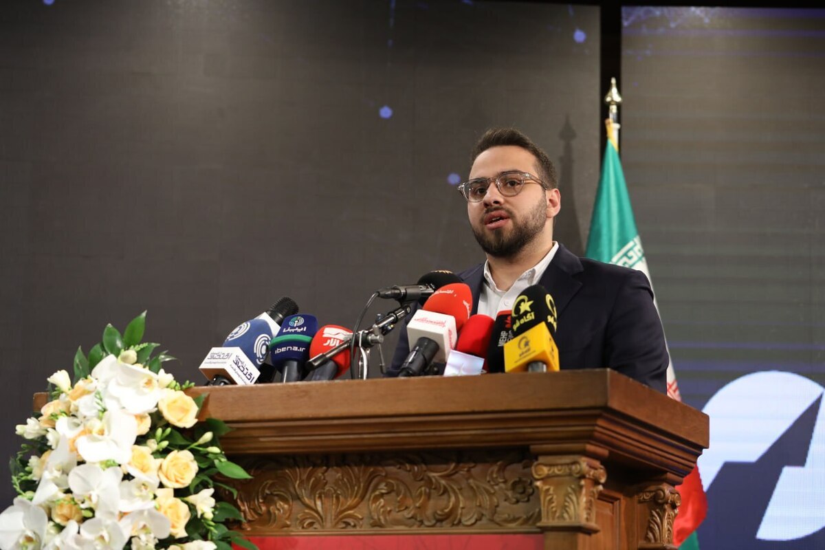 هدف ما تمرکز بر فناوریهای نوین در بانکداری و بیمه است