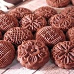 طرز تهیه شیرینی نسکافه‌ای برای عید؛ با بافتی نرم و لطیف