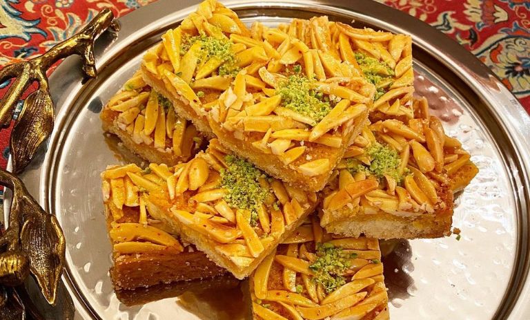 طرز تهیه اسلایس بادام؛ شیرینی اروپایی خوشمزه برای عید