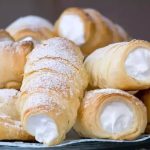 طرز تهیه شیرینی کرانچی کرم دار خوشمزه؛ ویژه عید نوروز