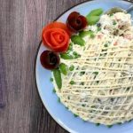 20 ایده جذاب تزیین سالاد الویه برای مهمانی و تولد