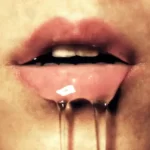تعبیر خواب آب دهان مرده برای زن متاهل و باردار و دختر مجرد از روانشناسی