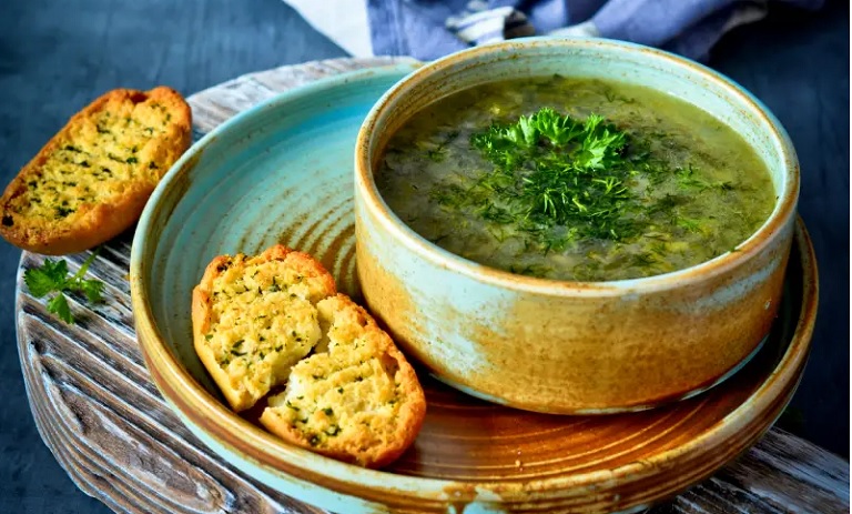 طرز تهیه آش کرفس + نکات و فوتوفن ها