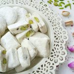طرز تهیه گز آردی اصفهان برای عید نوروز؛ به روش سنتی