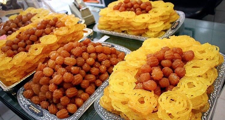 توصیههای وزارت بهداشت برای خرید مواد غذایی در ماه رمضان؛ از زولبیا و بامیه تا خرما