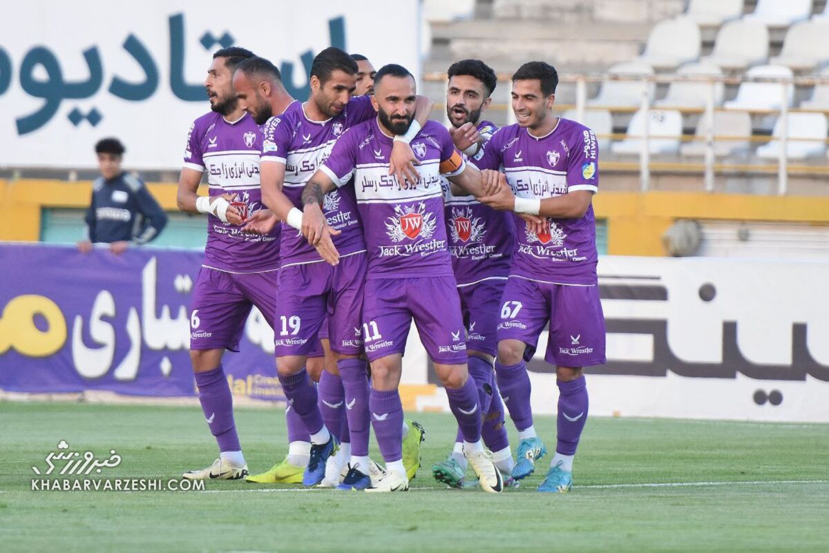 شک نکنید پرسپولیس هم حاشیه دارد! / افشاگری استقلالی سابق از جادوگری و خرافات در لیگ برتر
