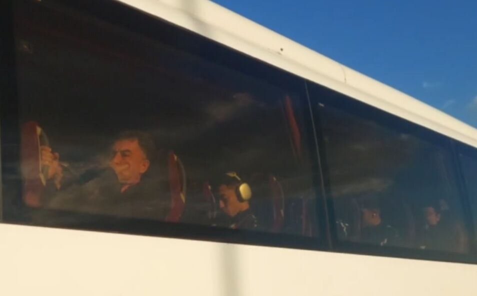 اتوبوس ازبکها وارد آزادی شد