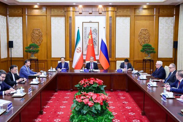 گفتوگو تنها گزینه برای حل موضوع هستهای ایران است