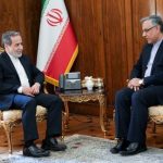 جزئیات دیدار سفیر جدید ایران در انگلیس با عراقچی