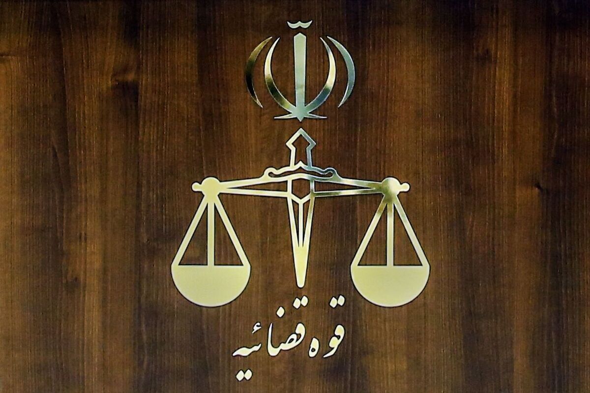 جنجال حضور زنان بیحجاب در مراسم جایزه طراحی داخلی ایران/ دادستانی تهران ورود کرد