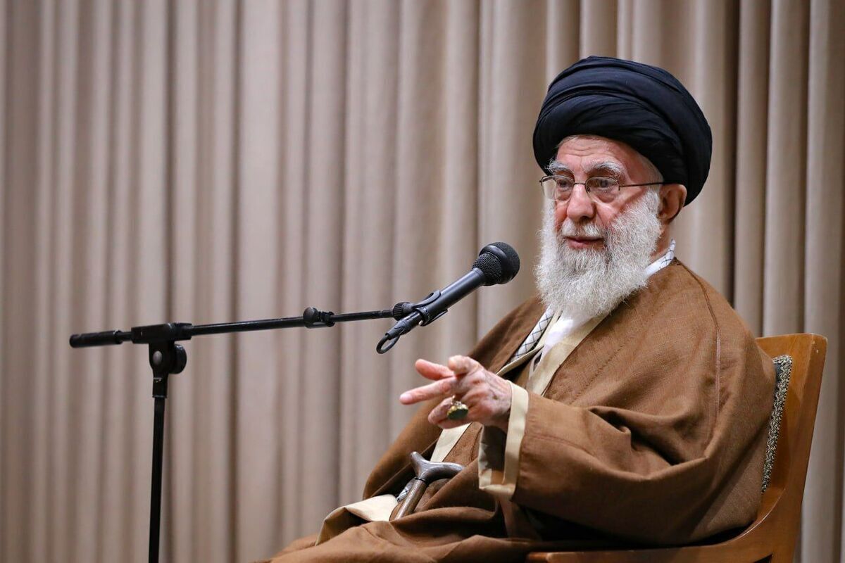 پاسخ کوبنده رهبر انقلاب به آمریکا در رسانههای جهان پربازید شد