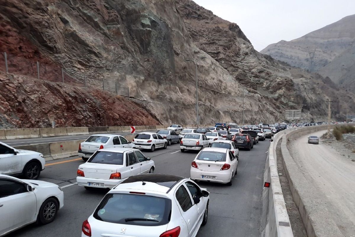 ادامه ترافیک سنگین در محورهای شمالی کشور