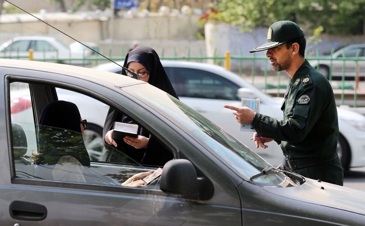 آزار و اذیت در قالب پیامک های حجاب