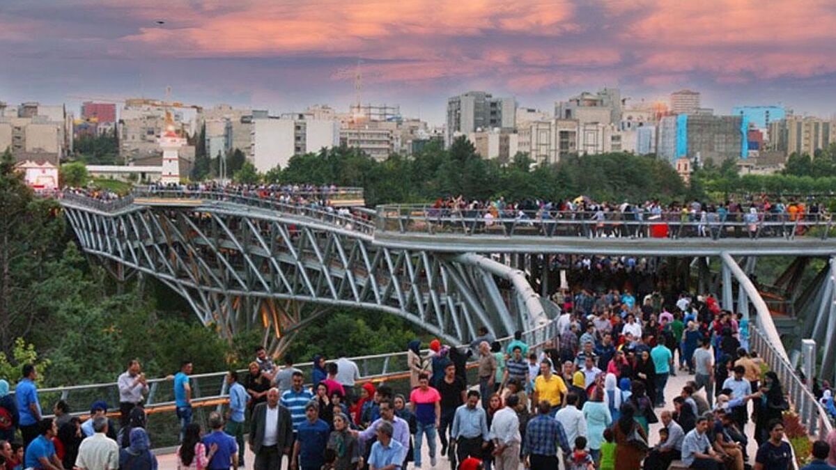 تور‌های گردشگری تهران رایگان است