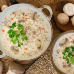 طرز تهیه سوپ جو با شیر و خامه؛ پیش‌غذای خوشمزه برای افطاری
