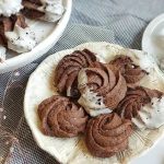 طرز تهیه شیرینی رزت قهوه و شکلات برای عید نوروز