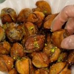 طرز تهیه باقلوا لقمه‌ای دو رنگ برای رمضان؛ بدون نیاز به فر