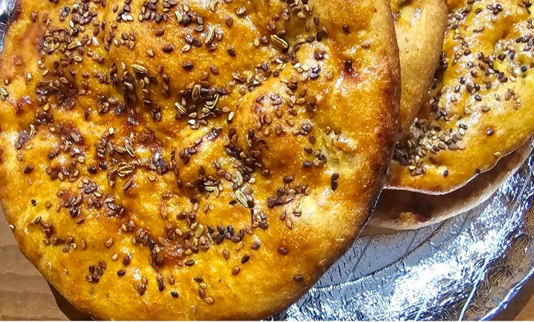 طرز تهیه نان کاکولی؛ به روش سنتی شهرکرد