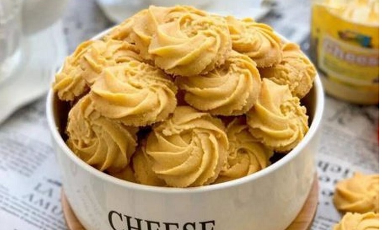 طرز تهیه شیرینی کَرهای برای عید نوروز؛ با بافتی ترد و طعمی لذیذ
