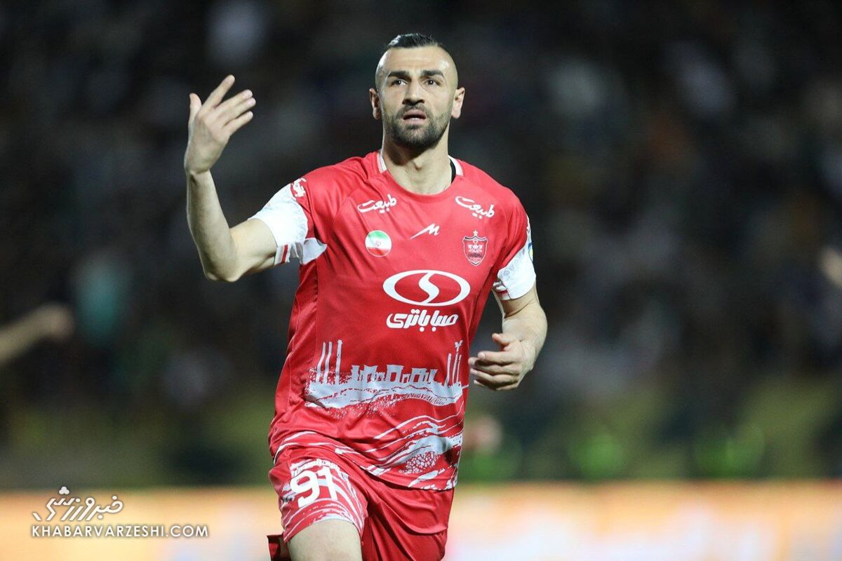 ستاره پرسپولیس به نساجی رسید