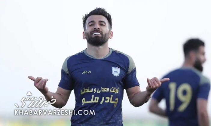 گل زیبای چادر ملو به تراکتور توسط حبیبی نژاد +فیلم