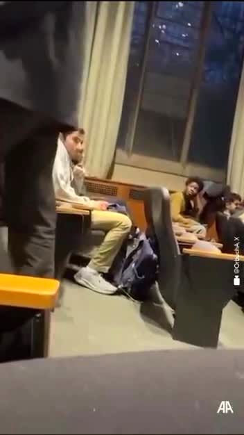قطع سخنرانی بنت در دانشگاه پرینستون آمریکا