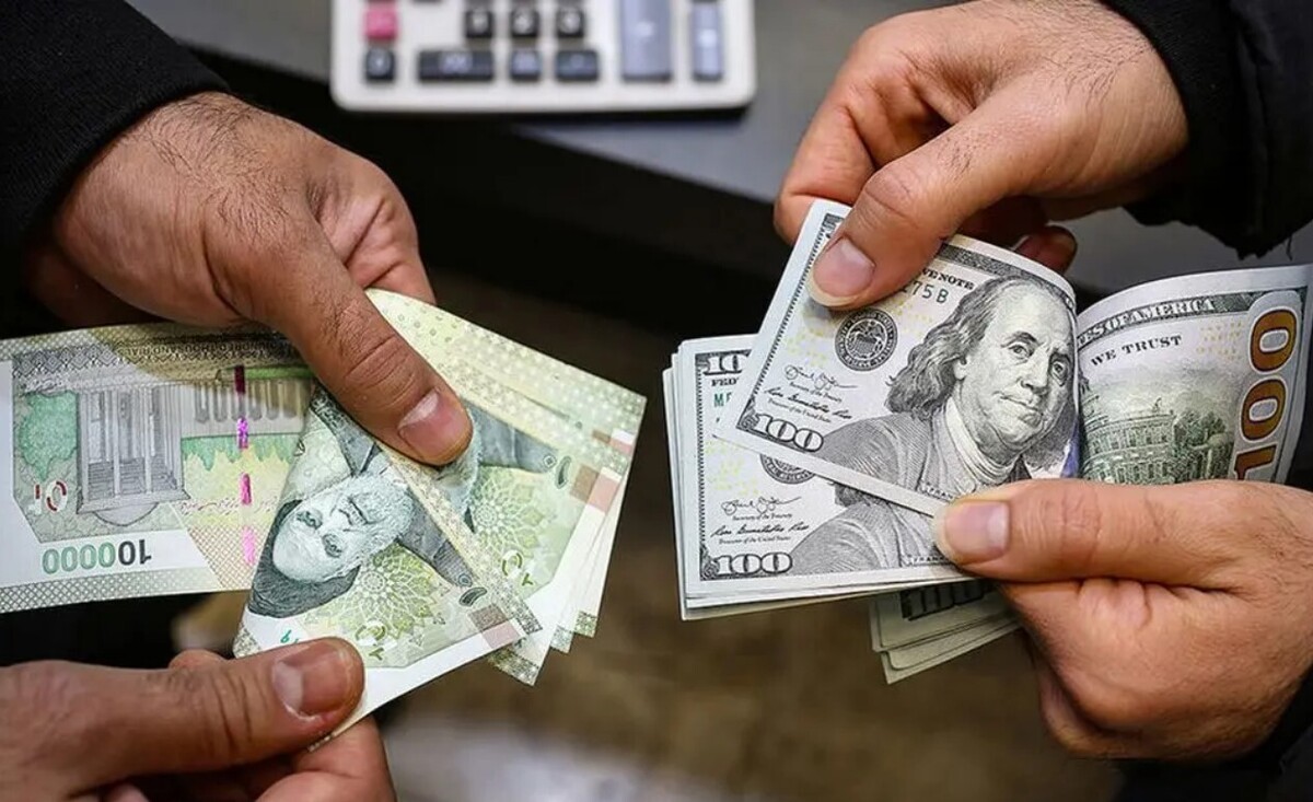 پیشبینی قیمت دلار فردا ۲۰ فروردین ۱۴۰۴ / دلار بخریم یا بفروشیم؟