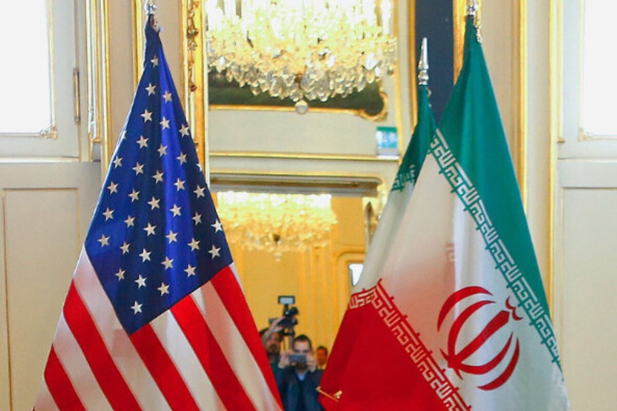ایران و آمریکا قرارداد ۵ ساله امضا کردند / واردات کالاهای آمریکایی، ساخت بندرگاه، کارخانه، مسکن، بیمارستان و….