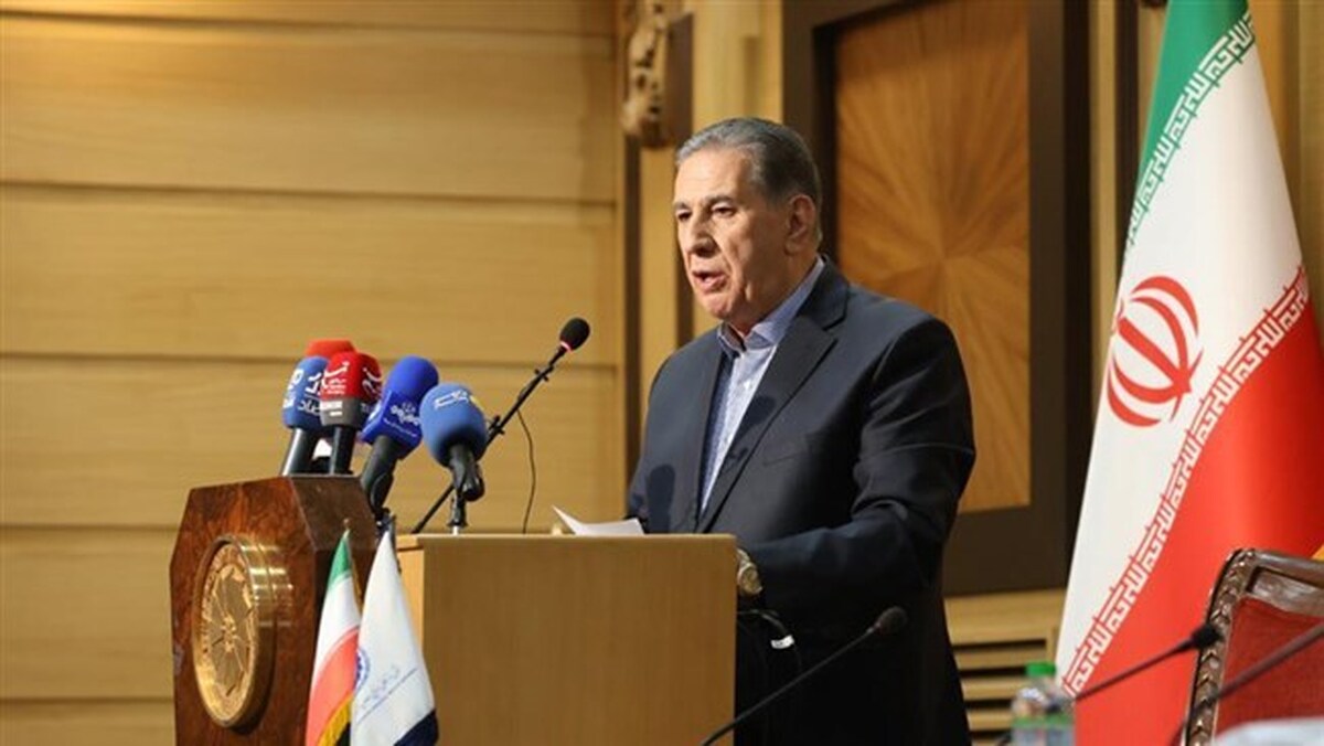 اقتصاد کشور نباید معطل مذاکرات بماند/ گامهای نهایی برای پیوستن به پالرمو و CFT برداشته شود