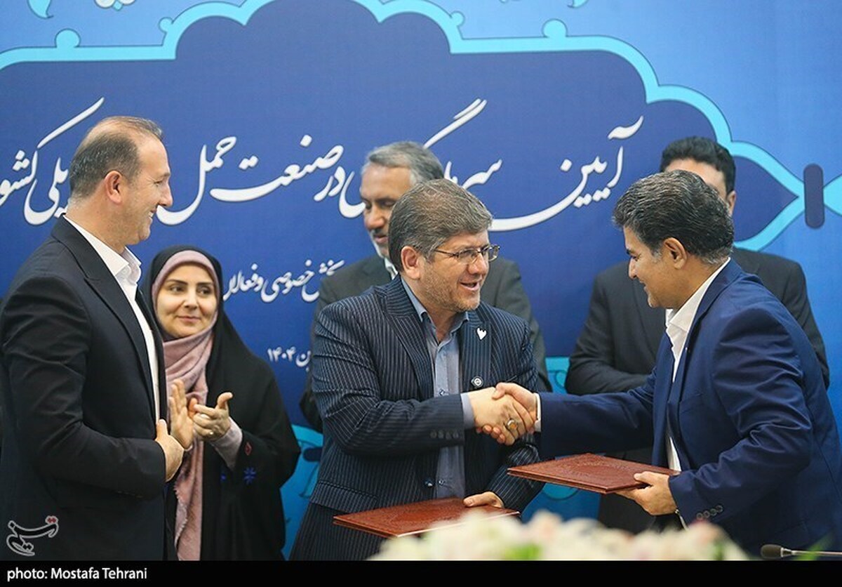 واکنش عجیب راه آهن جمهوری اسلامی به حواشی سرمایهگذاری ۶۴ هزار میلیاردی/ مدیر عامل راه آهن از نقش بابک زنجانی بی خبر بود؟