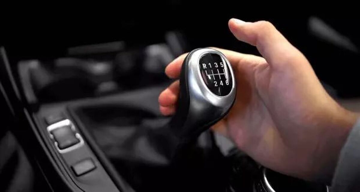 سخت جا رفتن دنده خودرو: دلایل و راهحلهای پیشنهادی