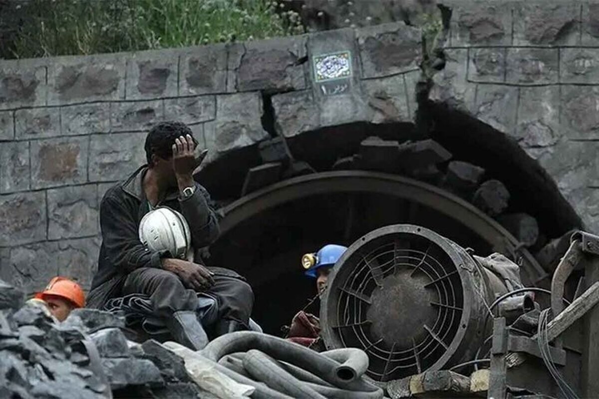 تأکید دبیر کل خانه کارگر بر لزوم برخورد منطقی با حوادث معدنی