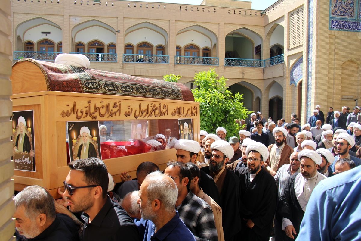 گزارش تکمیلی از مراسم وداع و خاکسپاری آیت الله بنیادی در کازرون
