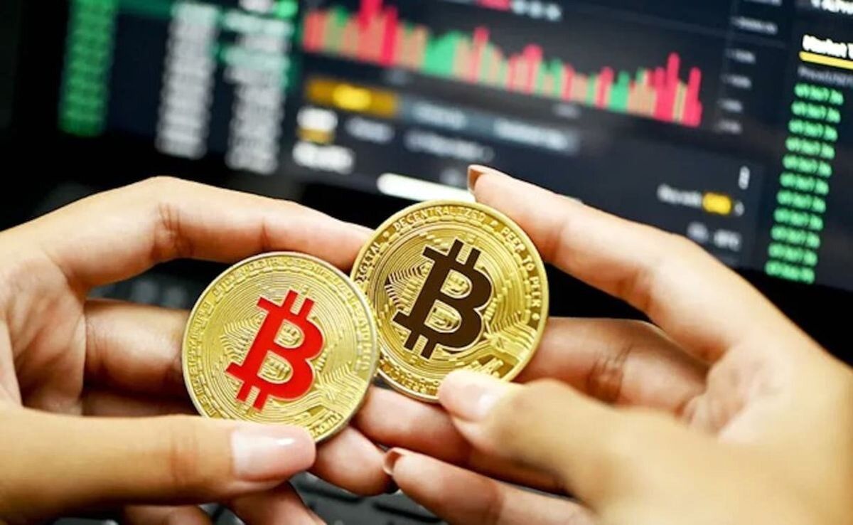 احتمال کاهش قیمت بیتکوین تا ۷۱۰۰۰ دلار