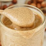 طرز تهیه کره فندق خانگی به روش بازاری+ نکات خوشمزه‌تر شدن