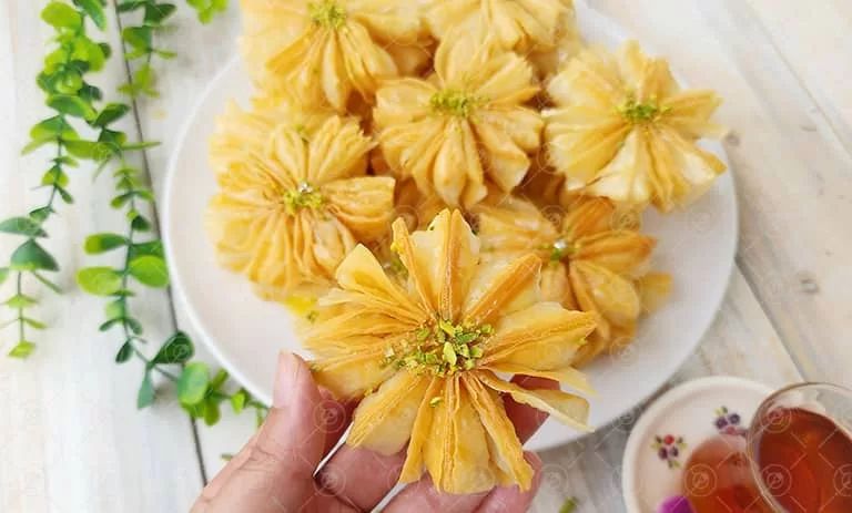 طرز تهیه قریوش عربی به روش سنتی+ نکات و فوتوفن ها